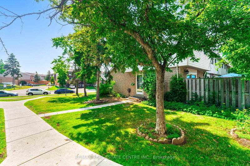 30 - 6540 Falconer Dr, Mississauga, L5N 1M1 | Image 3