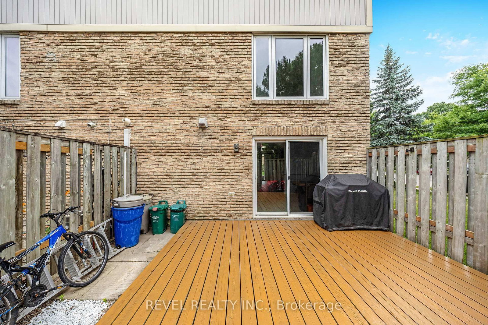 Listing Image 19