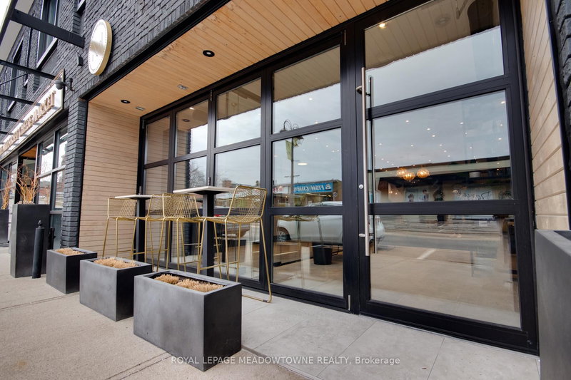 ROOM A - 43 Main St S, Halton Hills, L7G 5M9 | Image 2