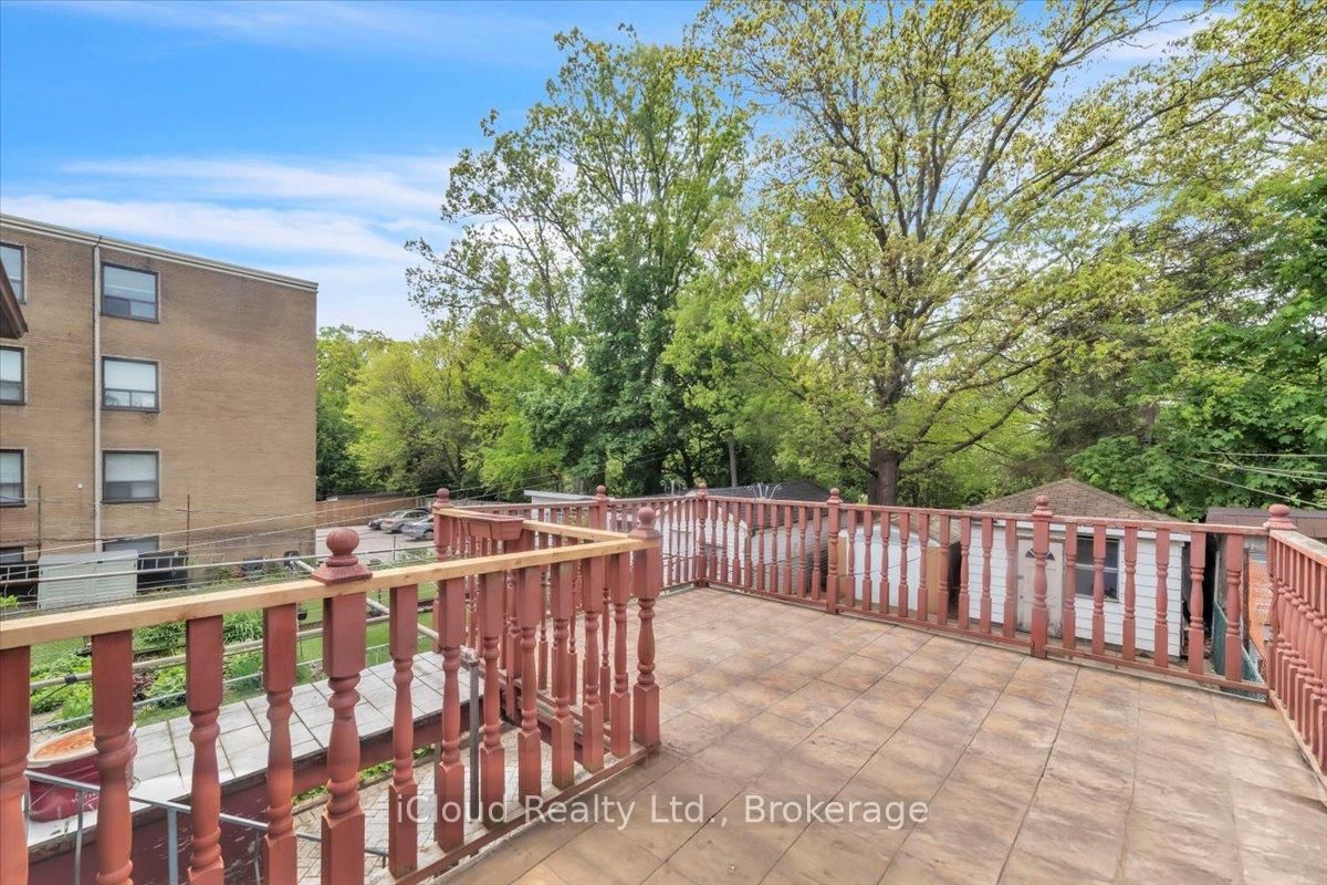 Listing Image 19