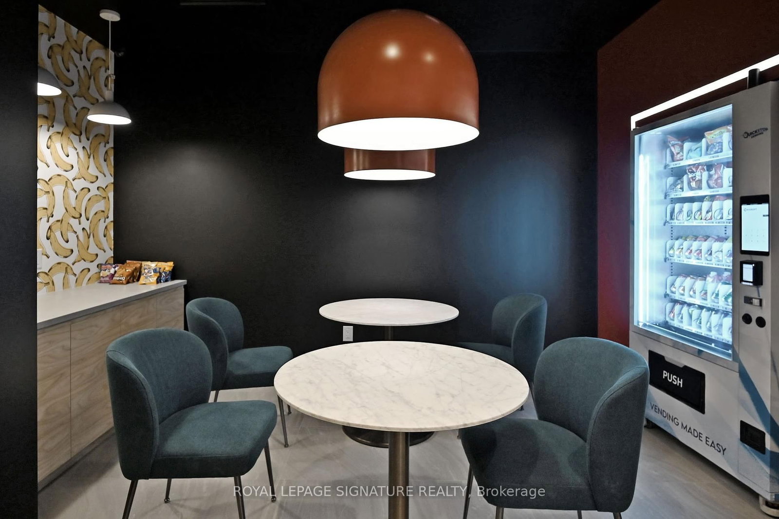 689 The Queensway, Unit 514 - Photo 37