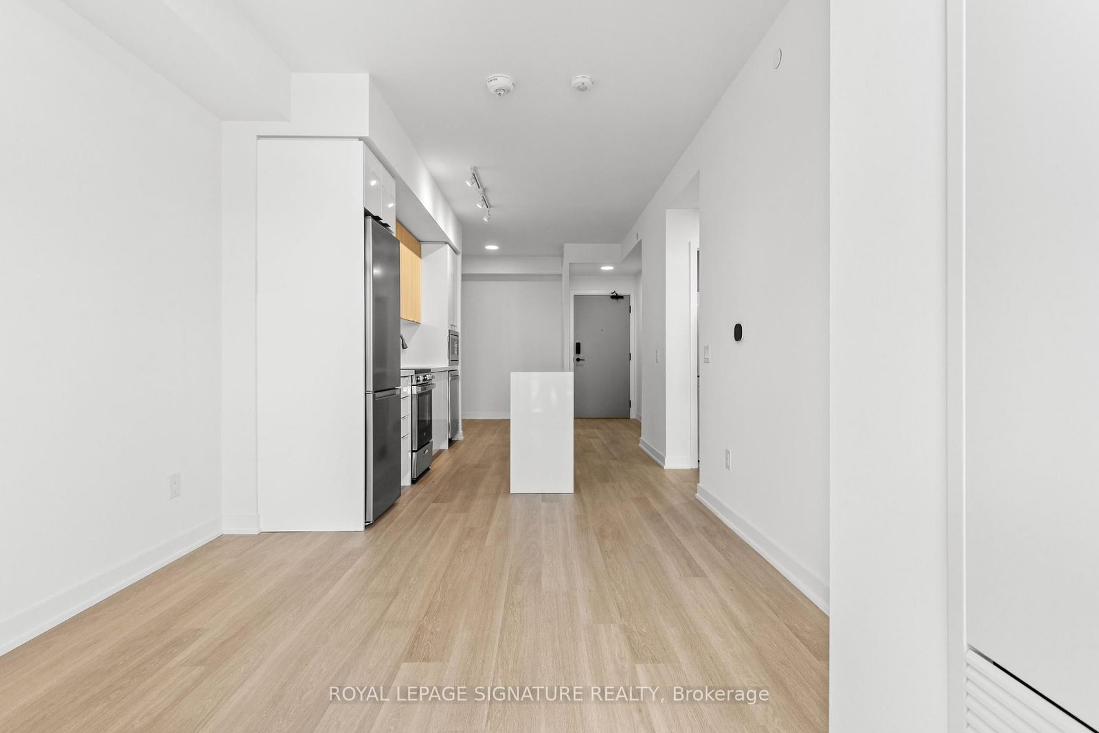 5105 Hurontario Street, Unit 803 - Photo 7