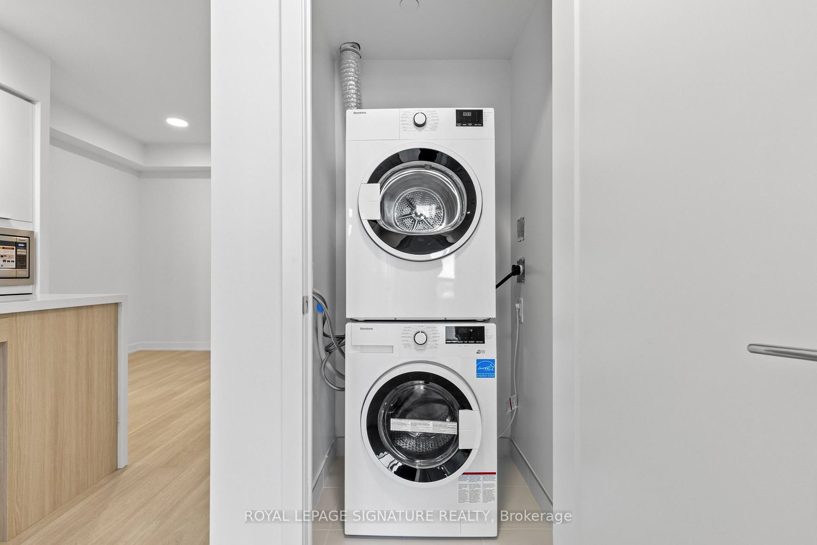 5105 Hurontario Street, Unit 803 - Photo 9