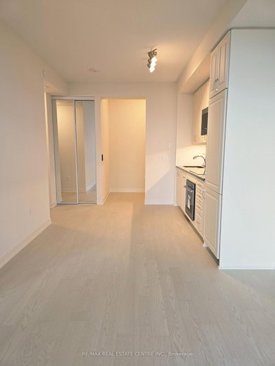 Unit PH207 — 38 Annie Craig Drive — photo 5