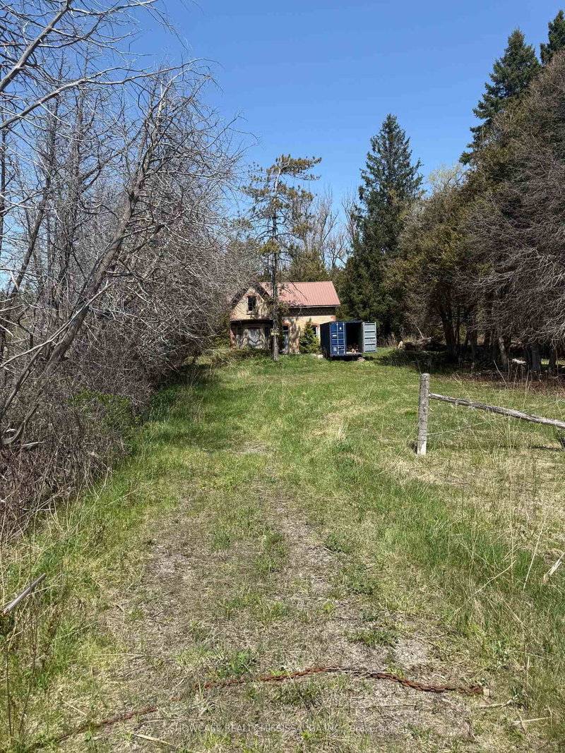 20489 Hurontario St, Caledon, L7K 1X6 | Image 2