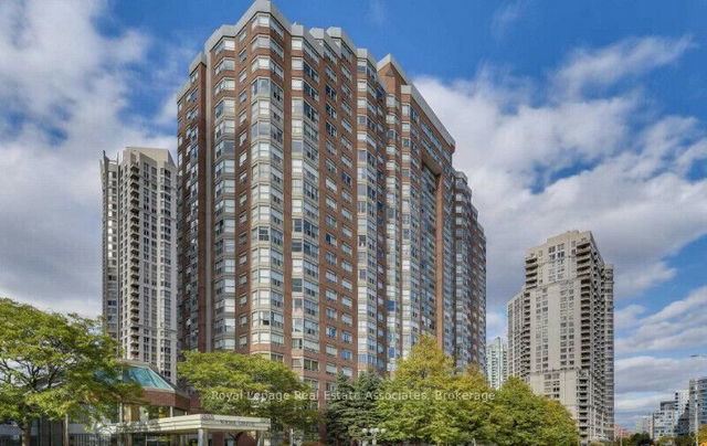 1605 - 325 Webb Drive E