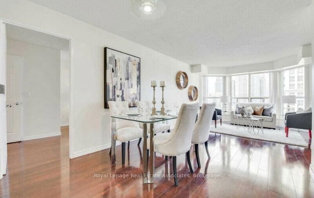 1605 - 325 Webb Drive E