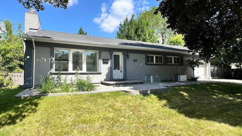 76 Eldomar Ave, Brampton, L6W 1R3 | Image 3