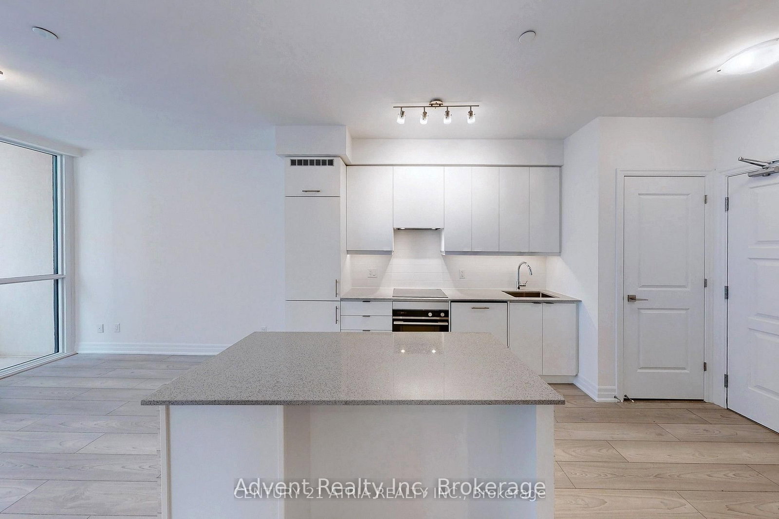 36 Elm Drive W, Unit 1103 - Photo 7