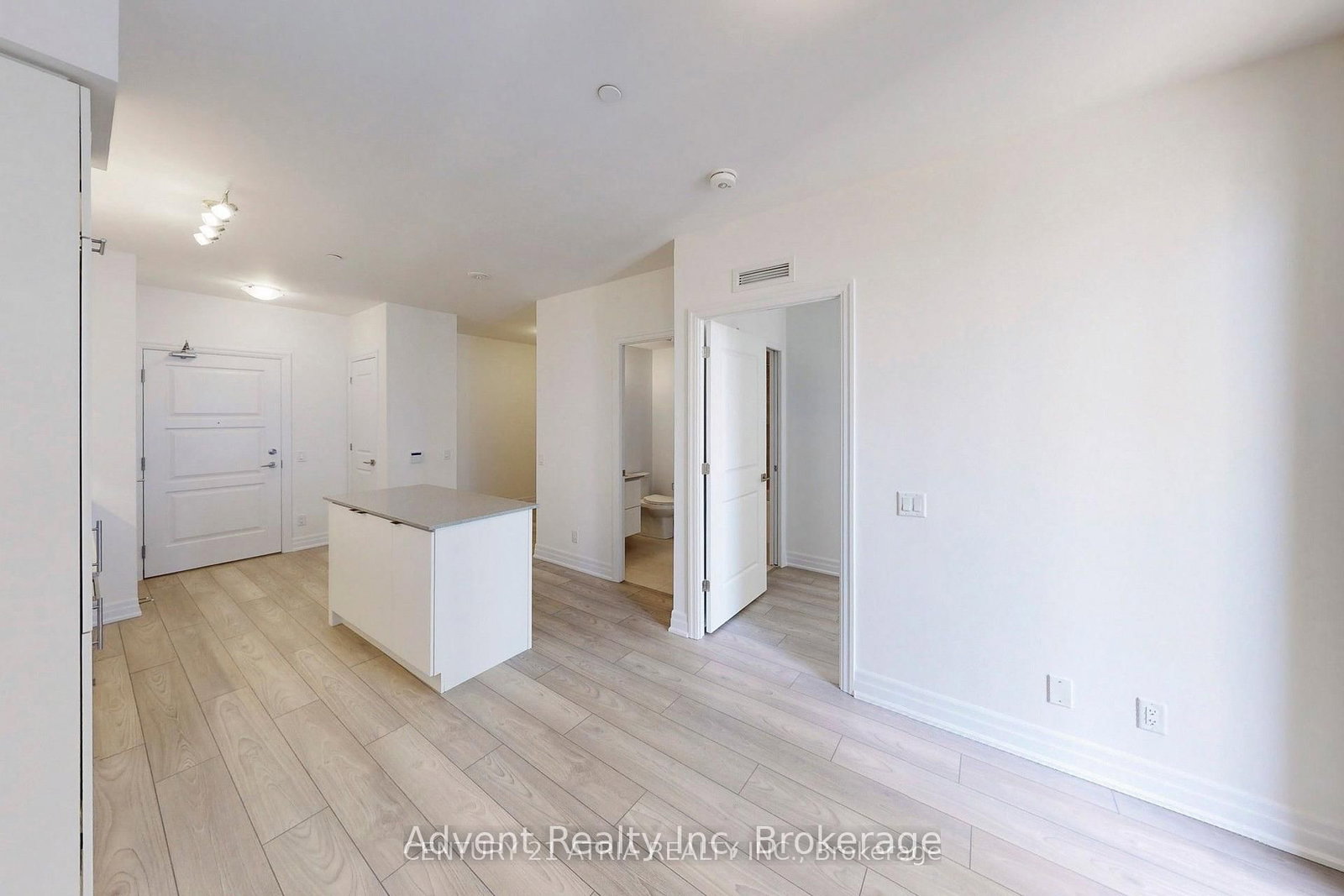 36 Elm Drive W, Unit 1103 - Photo 9