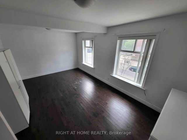2 - 1028 Bloor Street W