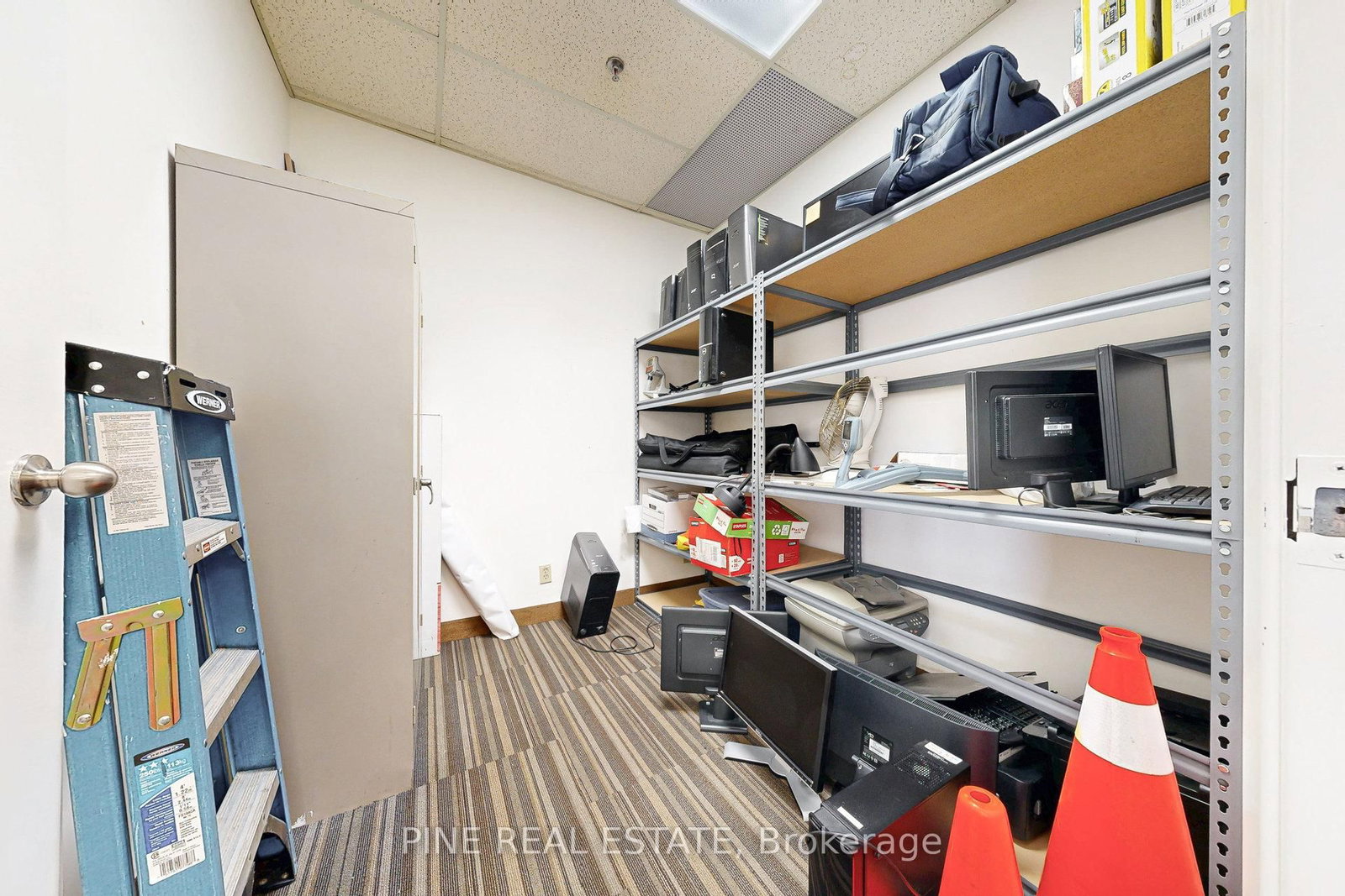 61 Advance Road, Unit 9 - Photo 35