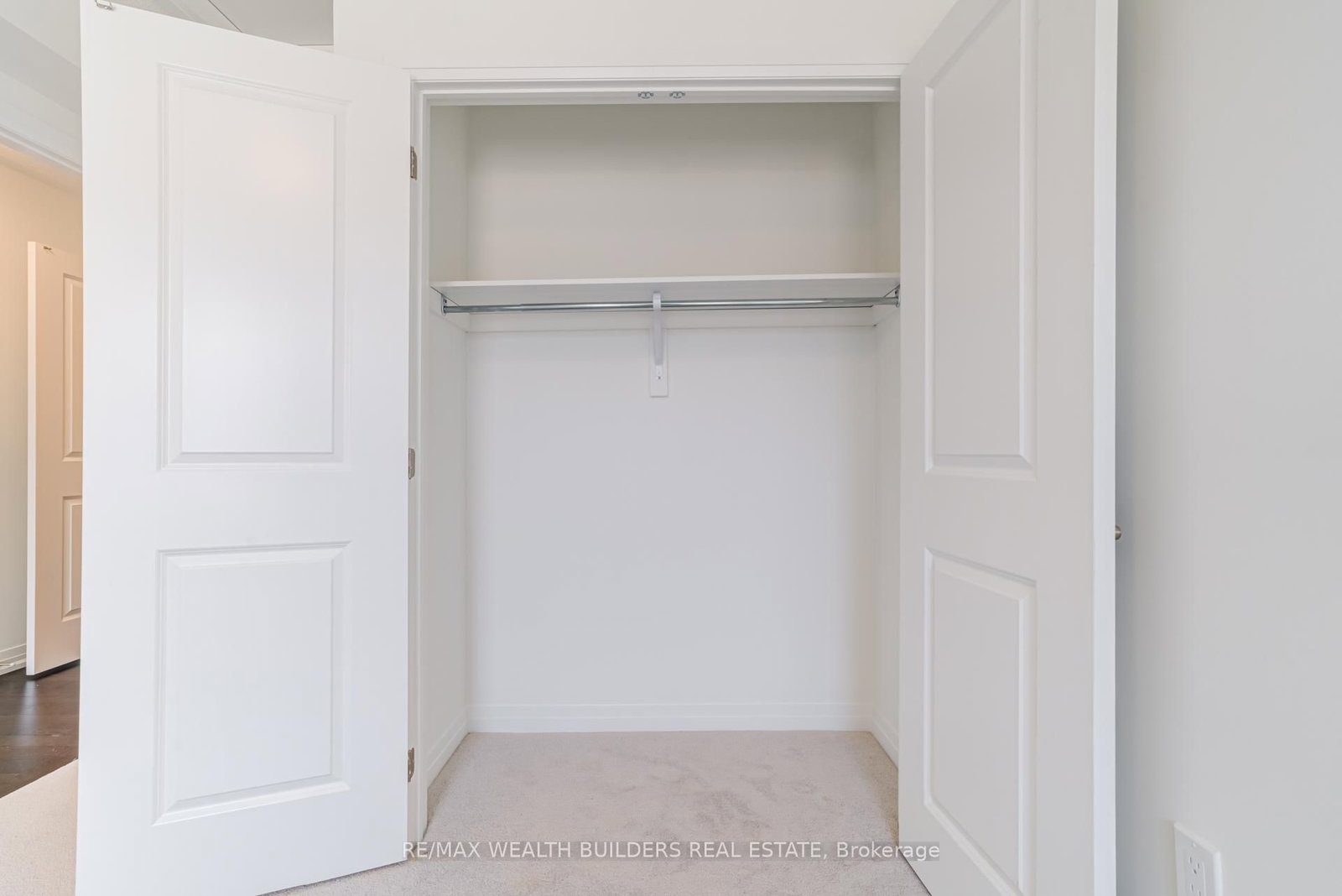 100 Coolhurst Avenue - Photo 24