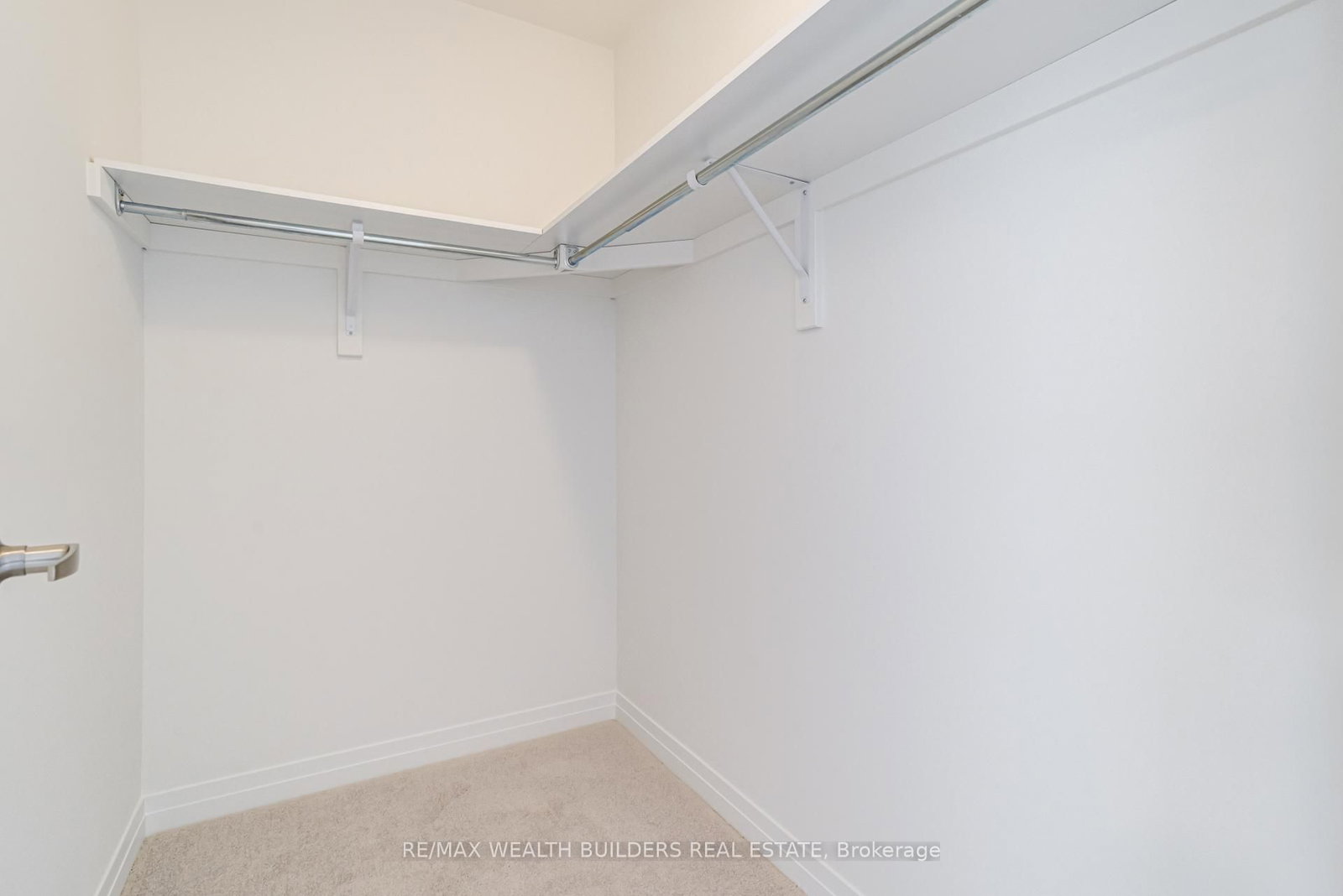 100 Coolhurst Avenue - Photo 35