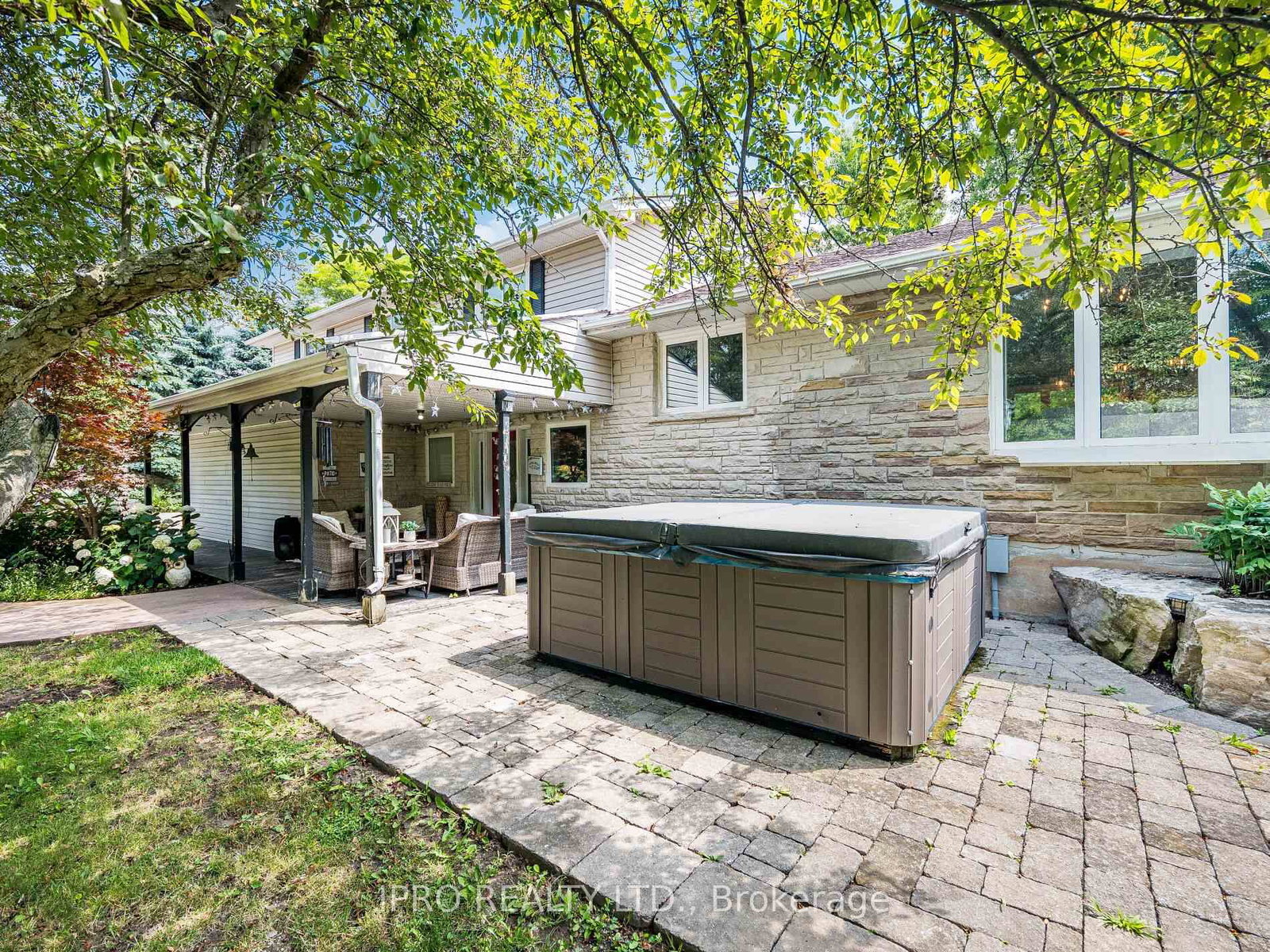 Listing Image 7