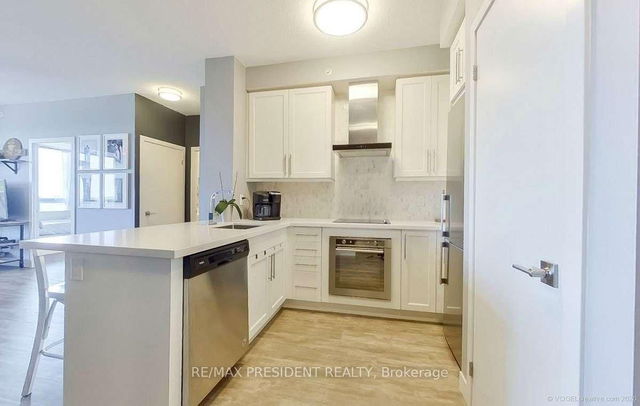 807 - 2093 Fairview Street