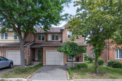 Townhouse sold at 30-35 Malta Avenue, Brampton, Ontario, L6Y 5B4 - Fletcher's Creek South - MLS: W12285209