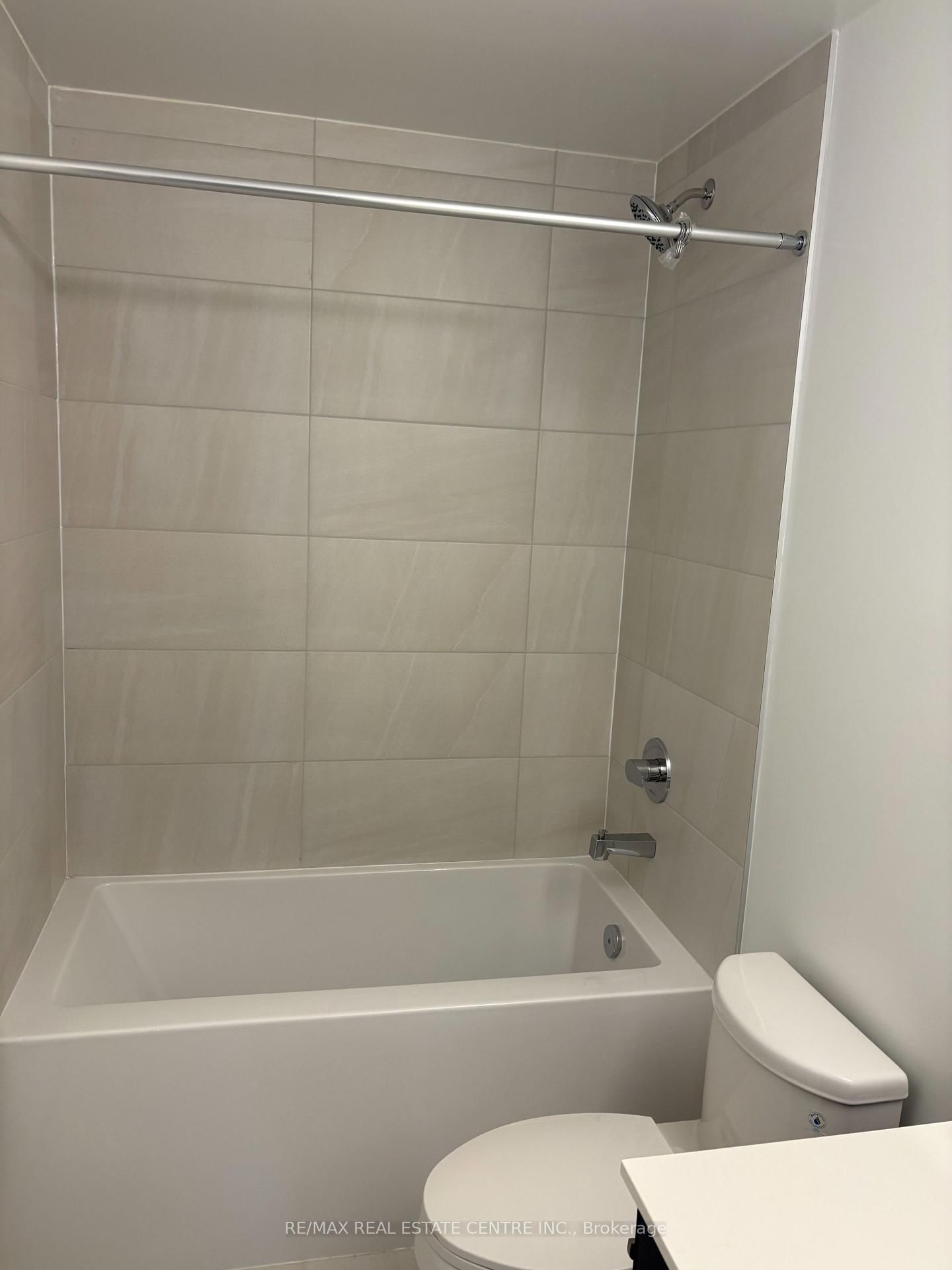 5105 Hurontario Street, Unit 1701 - Photo 8