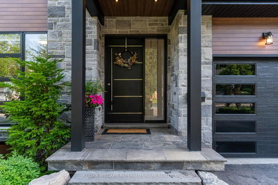 1376 Applewood Rd, Mississauga - Lakeview image-0-2