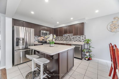 909 Asleton Blvd, Milton - Willmott image-0-3