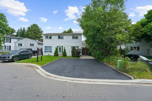23 Huntingwood Crescent