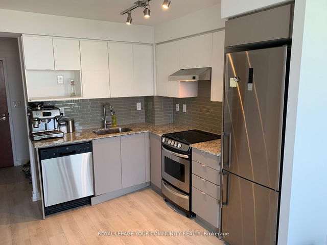 1109 - 160 Flemington Road