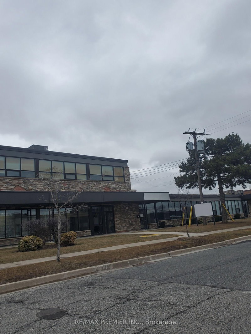 2 - 54 Samor Rd, Toronto, M6A 1J6 | Image 2