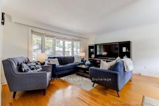 44 Oxenden Cres, Toronto - Eringate-Centennial-West Deane image-0-2