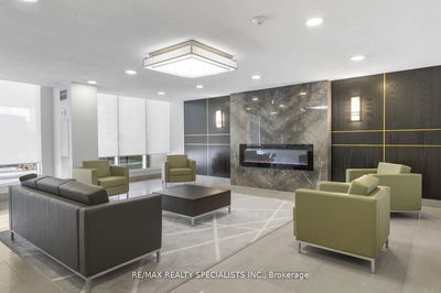 Unit 803 — 820 Burnhamthorpe Rd, Toronto - Markland Wood image-0-1