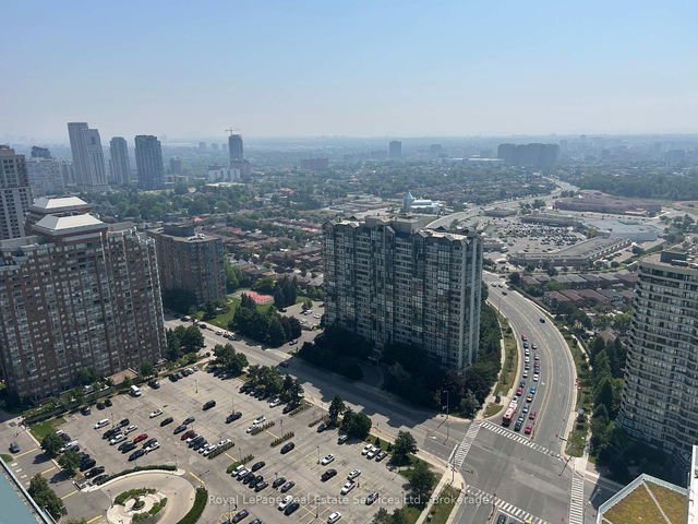 3213 - 3900 Confederation Parkway W