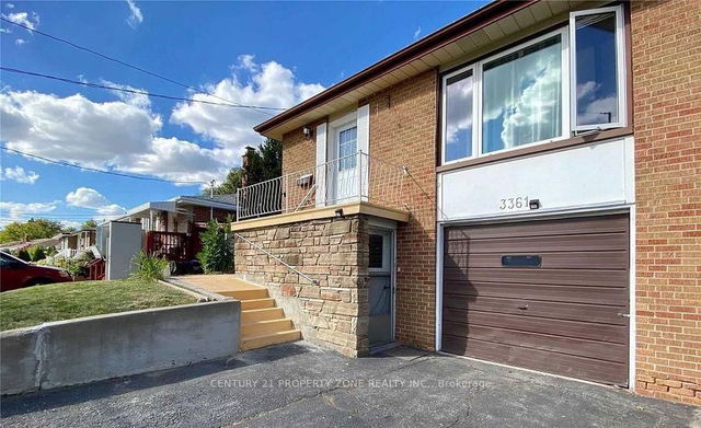 3361 The Credit Woodlands