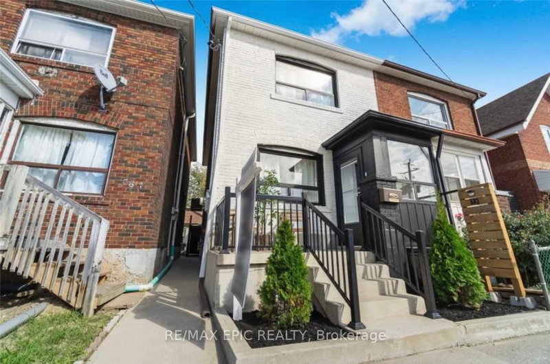 583 Old Weston Rd, Toronto, M6N 3B2 | Image 2