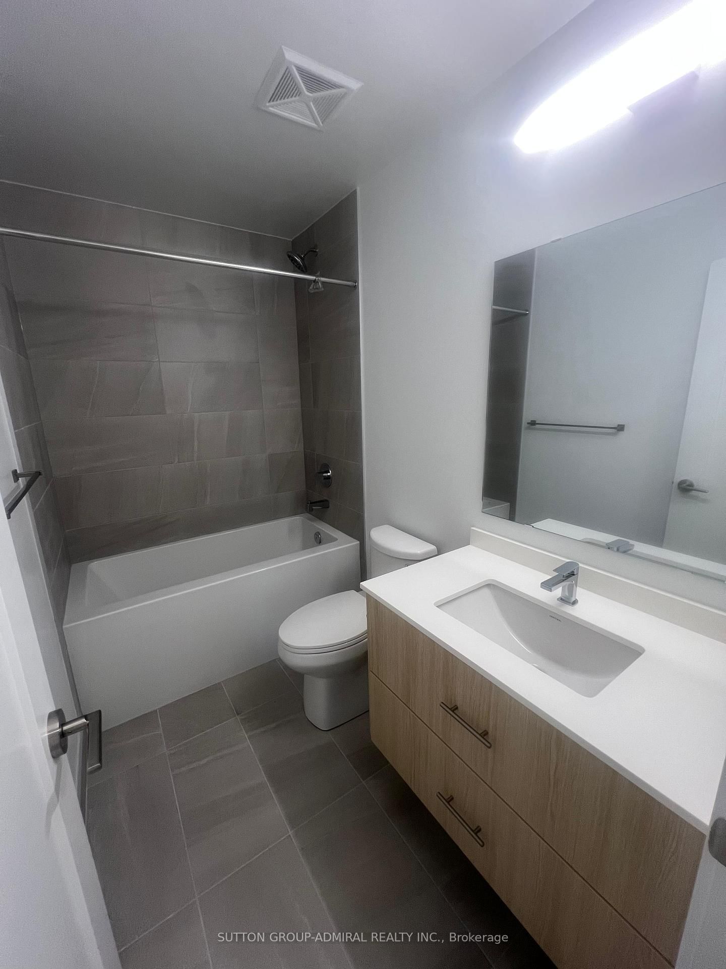 5105 Hurontario Street, Unit 901 - Photo 12