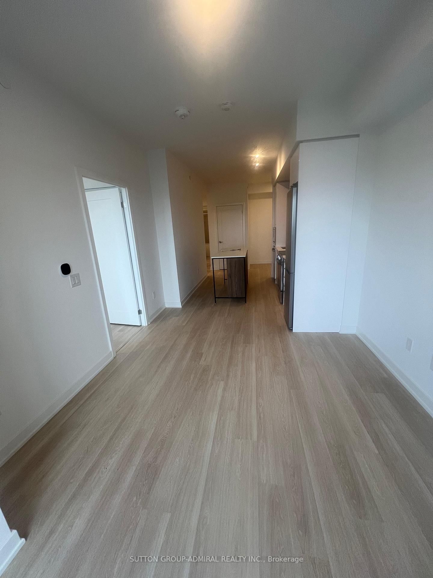 5105 Hurontario Street, Unit 901 - Photo 5