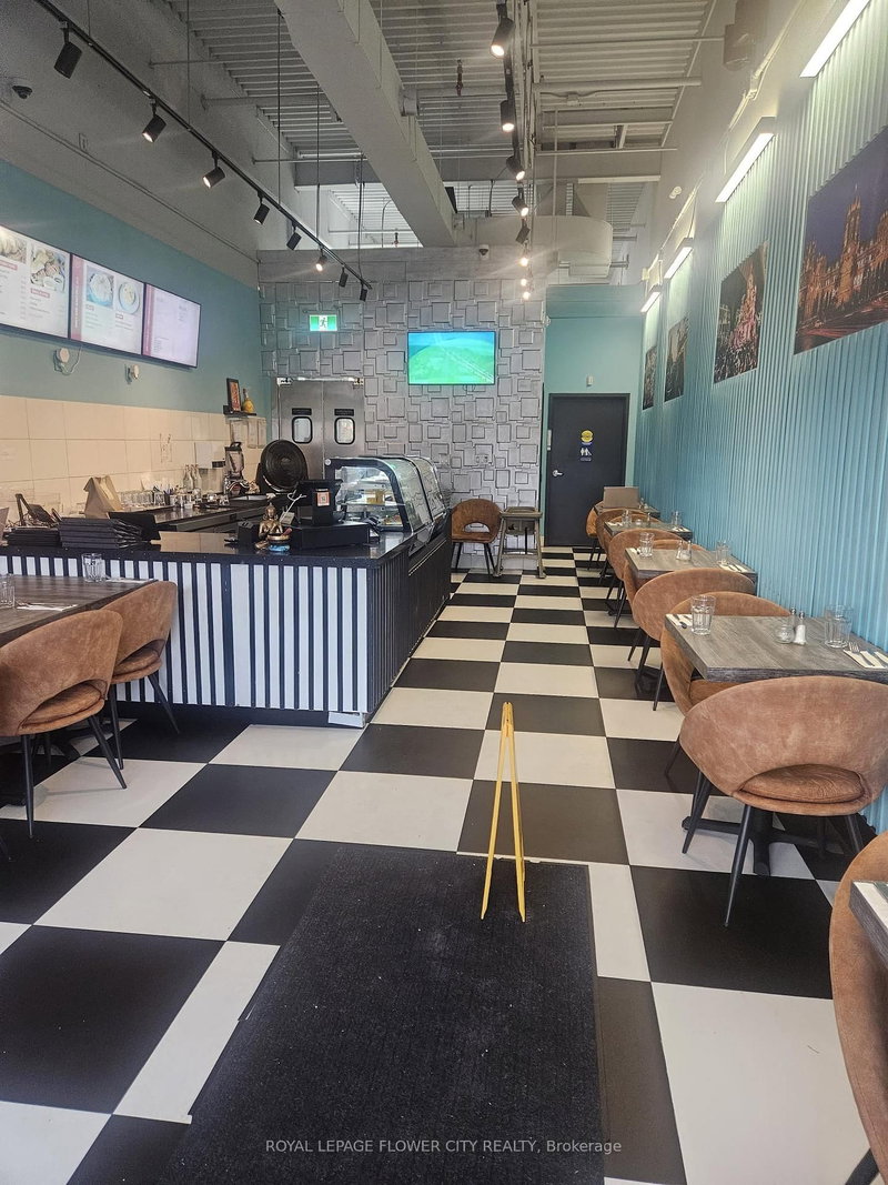 4 - 371 Mountainview Rd S, Halton Hills, L7G 5X3 | Image 2