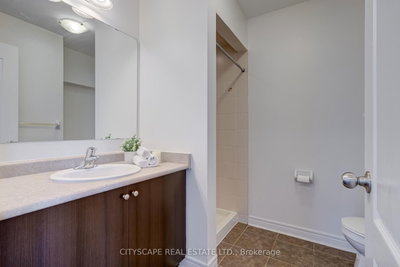 3380 Thomas Mississauga,ON L5M 0R2 — Photo 9