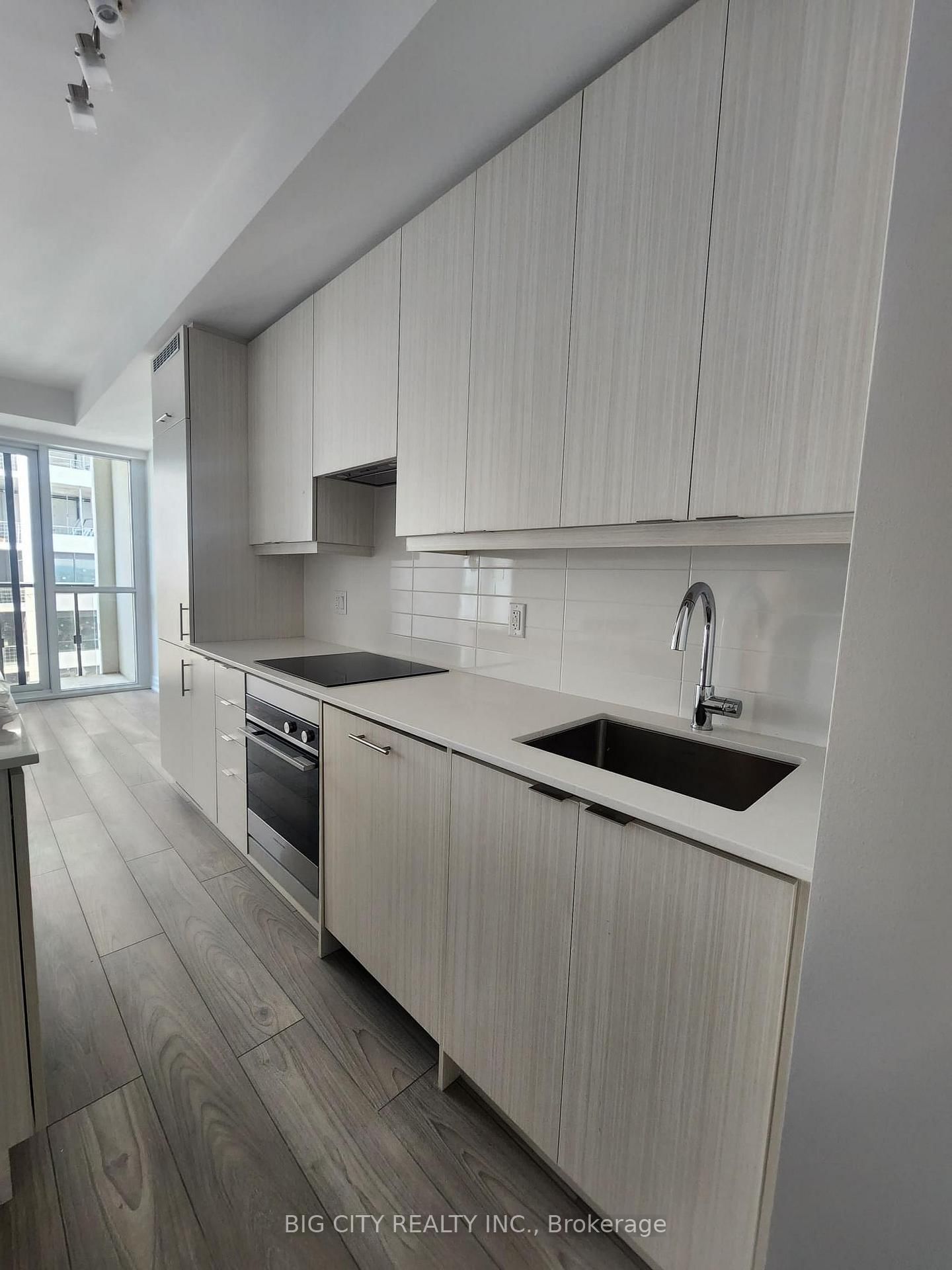 36 Elm Drive W, Unit 2103 - Photo 3