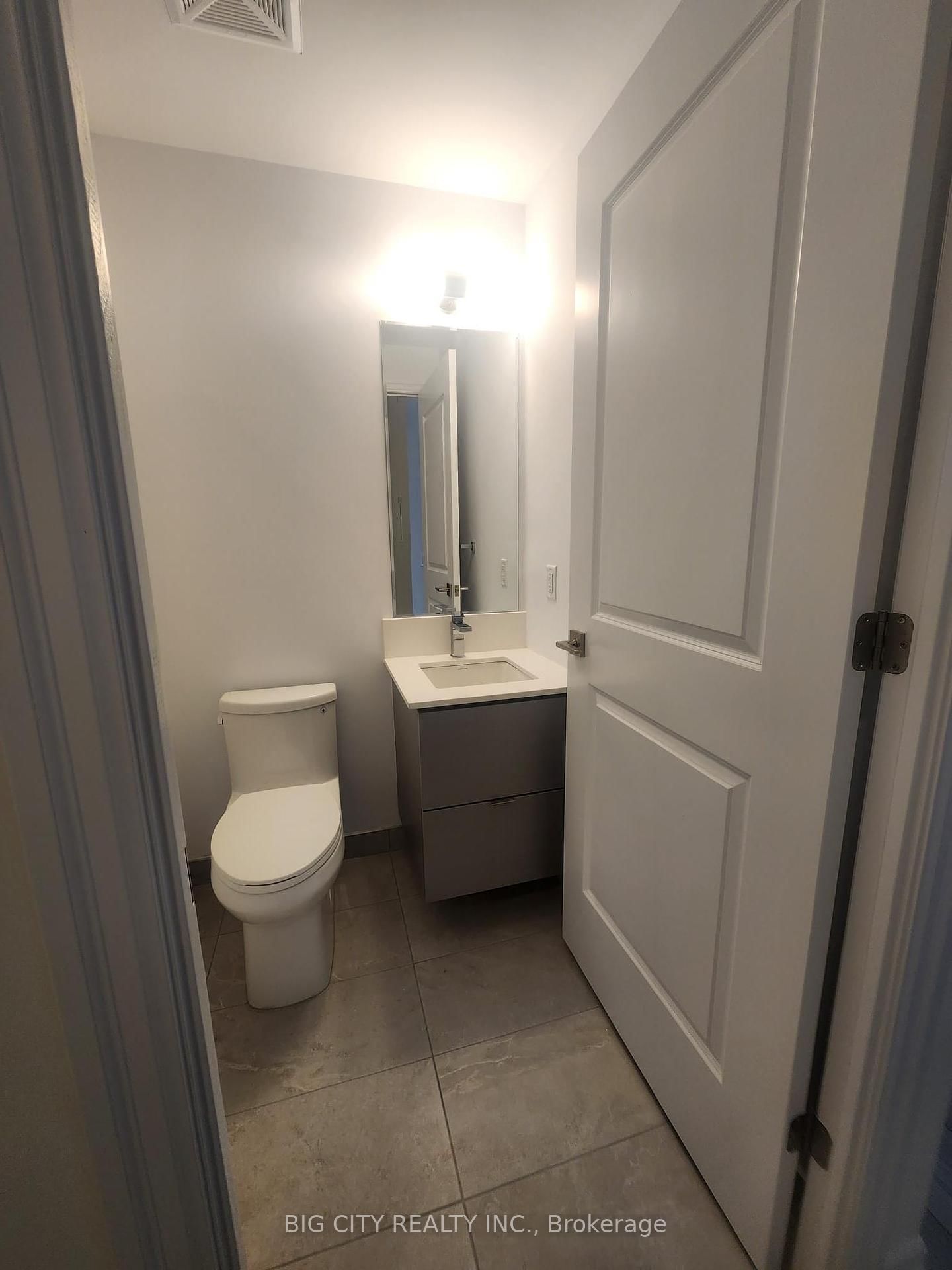 36 Elm Drive W, Unit 2103 - Photo 8