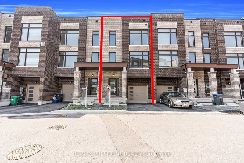 34 Queenpost Dr E, Brampton, L6Y 6L2 | Image 3