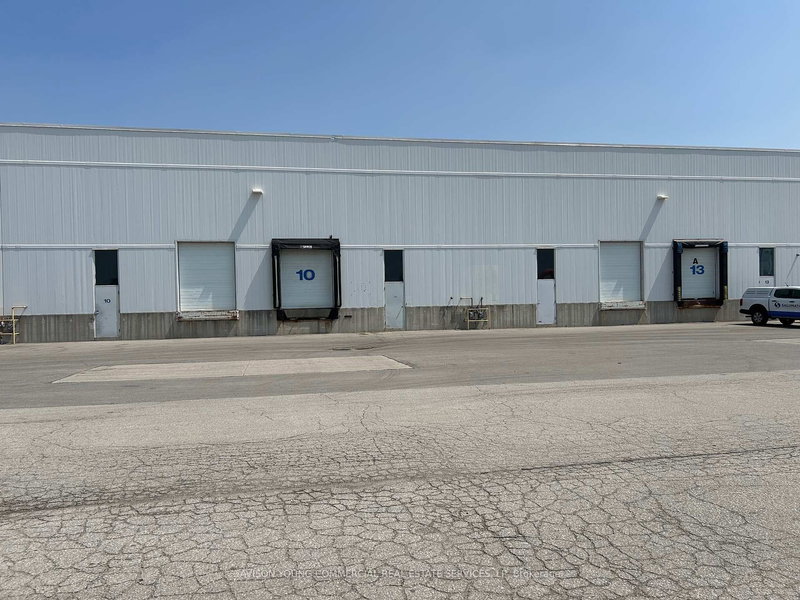 10-12 - 3250 Ridgeway Dr, Mississauga, L5L 0A2 | Image 3