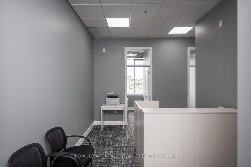 204 - 3465 Platinum Dr, Mississauga, L5M 2S1 | Image 3