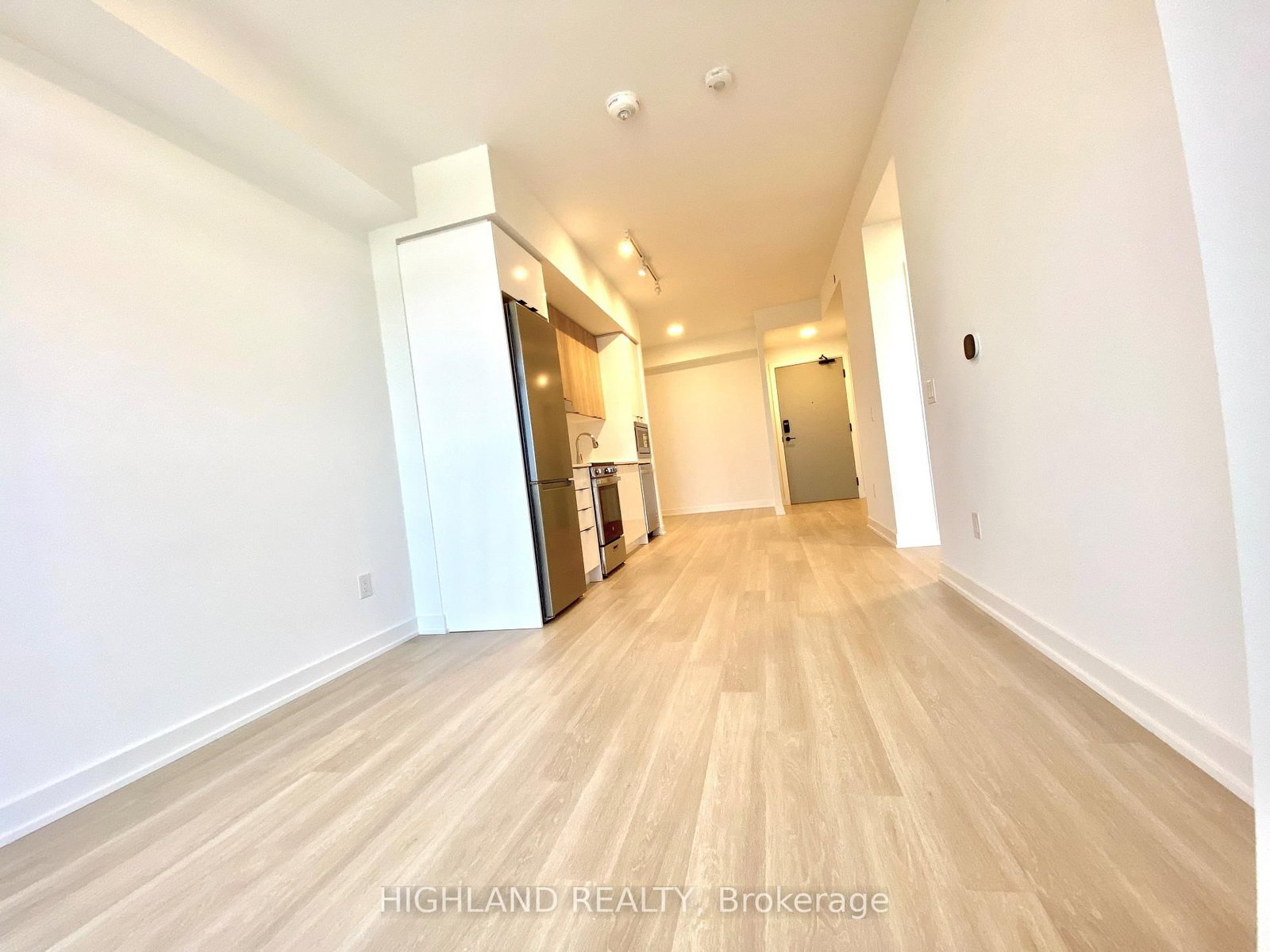 5105 Hurontario Street, Unit 2003 - Photo 11