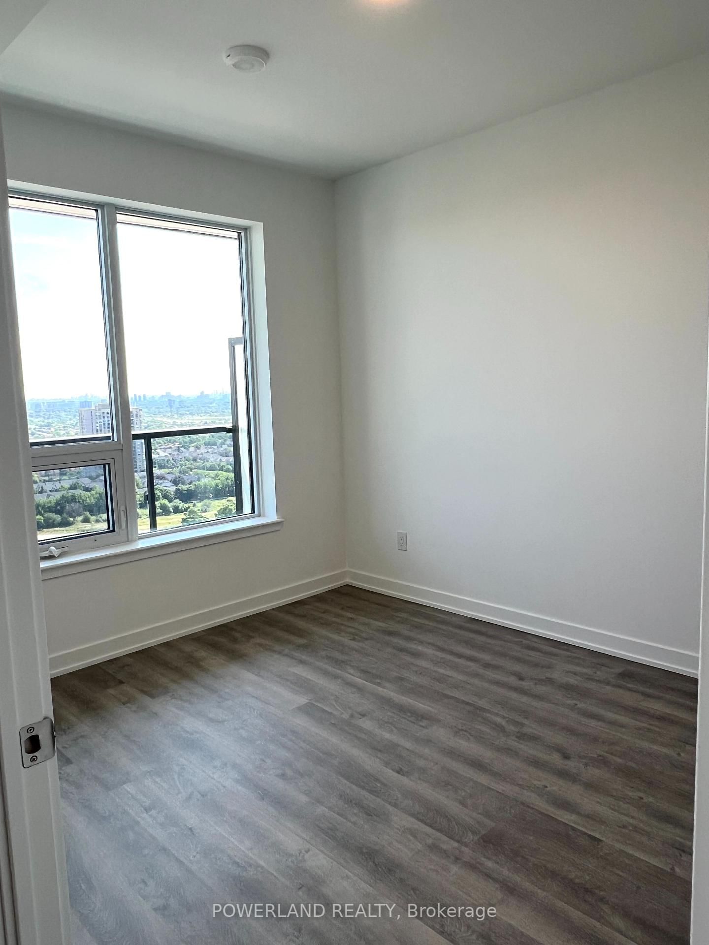 5105 Hurontario Street, Unit 2101 - Photo 8