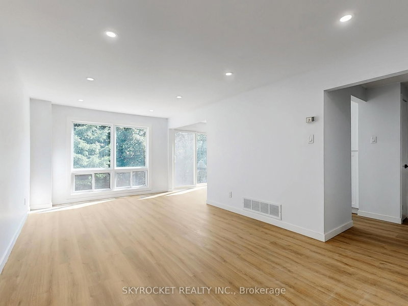 125 Bythia St, Orangeville, L9W 3V4 | Image 3