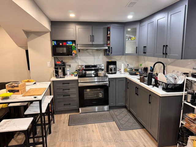 Bsmt - 1468 Ambercroft Lane