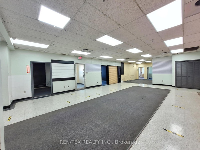 360 Magnetic Dr, Toronto, M3J 2C4 | Image 2