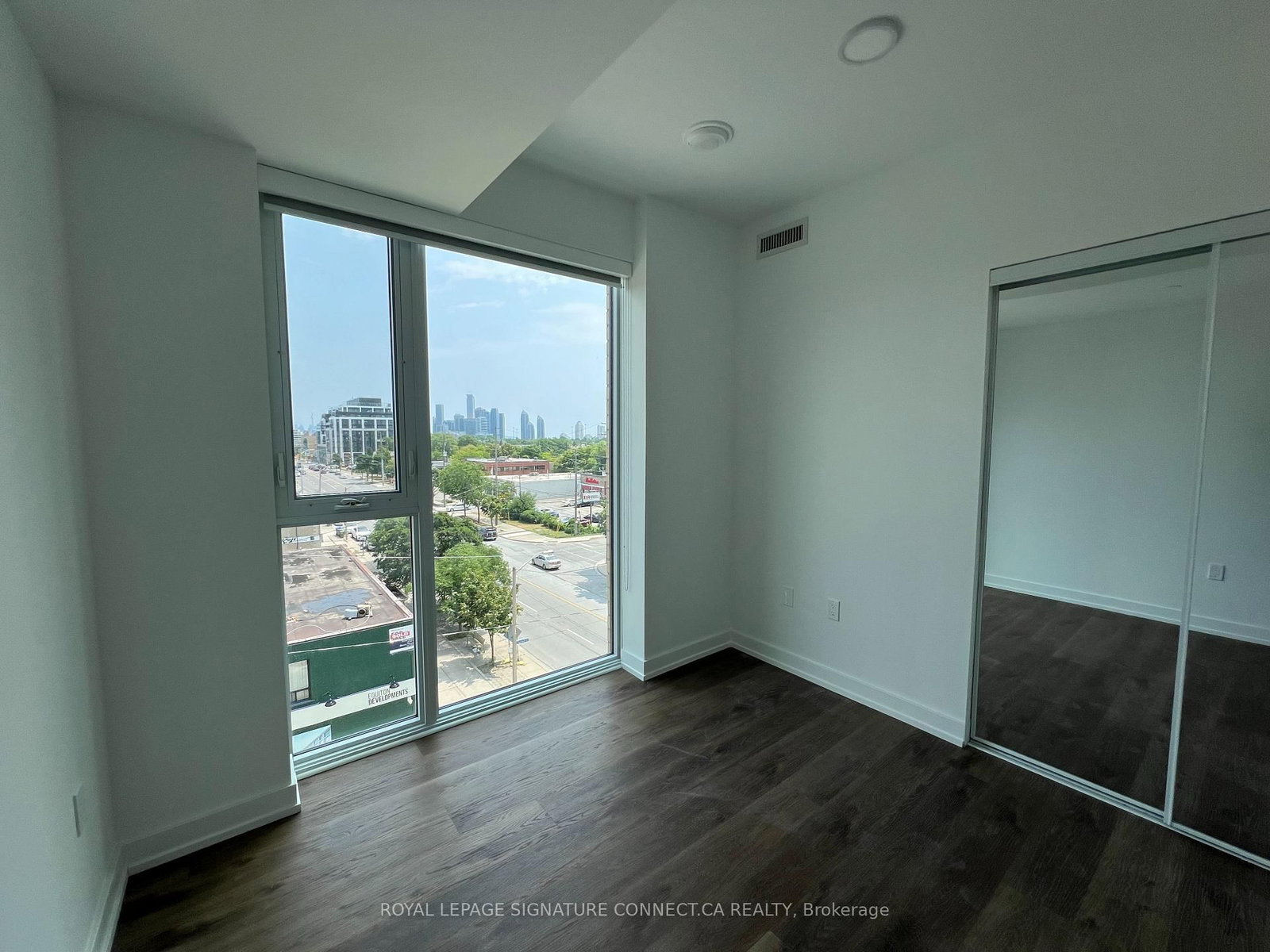 880 The Queensway, Unit 502 - Photo 12