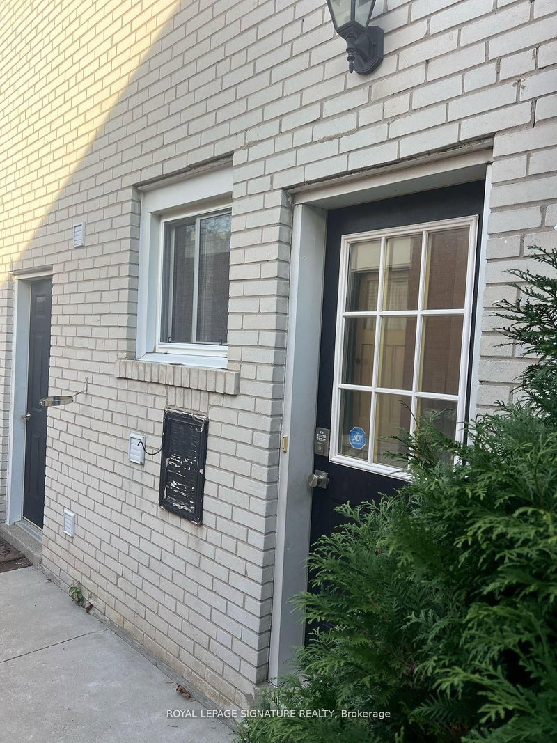 Bsmt - 1040 Runningbrook Dr, Mississauga, L4Y 2T2 | Image 3