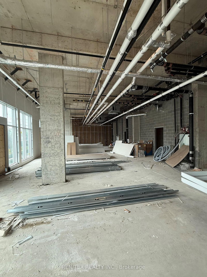 44 - 490 Plains Rd E, Burlington, L7T 2E1 | Image 2