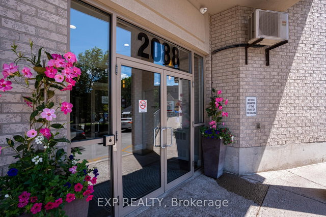 2088 Postcode 1002 - 2088 Lawrence Avenue W, York | Suspended, W12302480 | Condos.ca